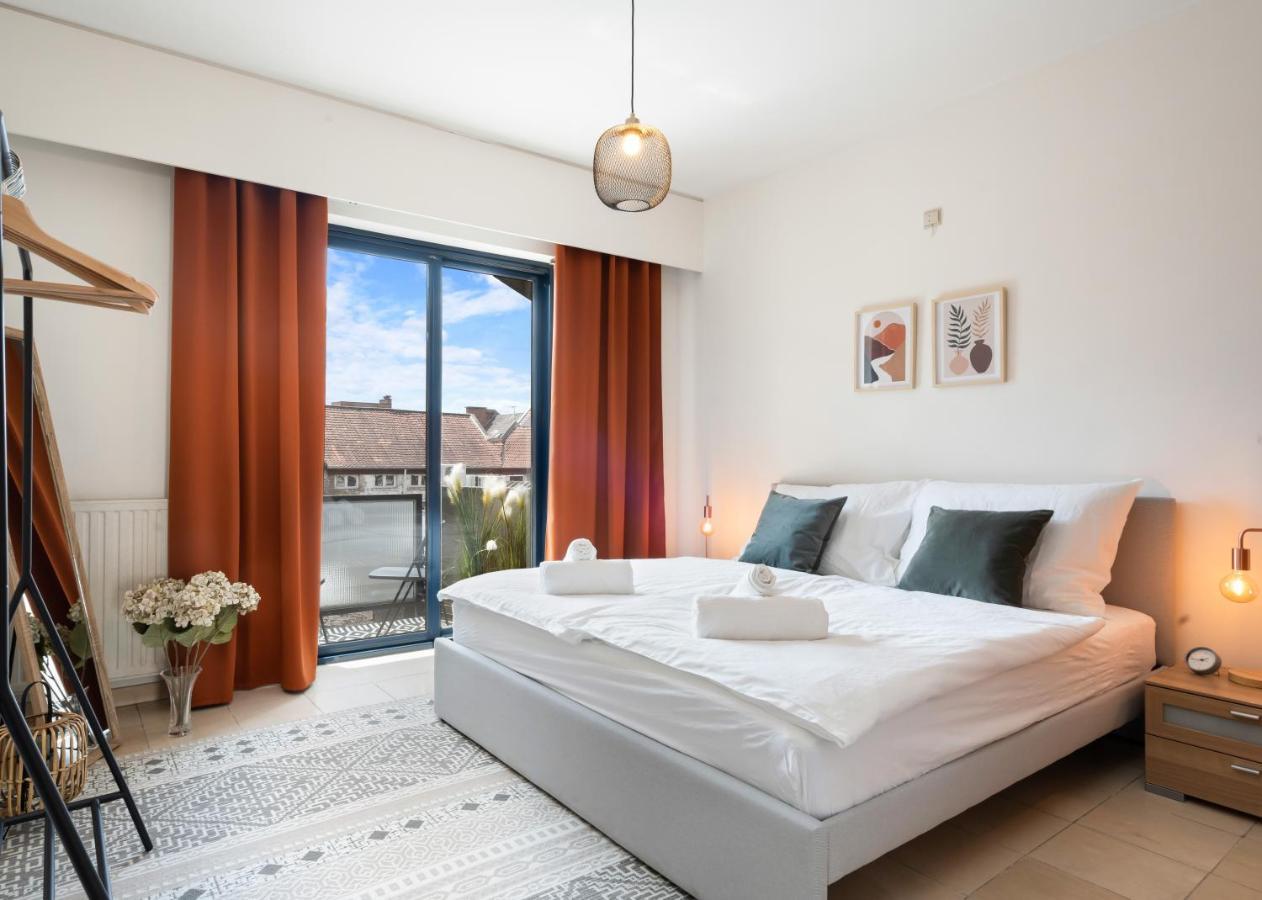 City Apartment 3 Bedroom, Kitchen, Wifi, Workspace, Coffee, Central Hasselt Dış mekan fotoğraf
